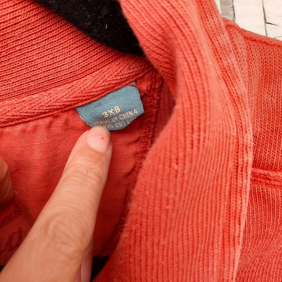 Tommy Bahama Orange Sweatshirt - Picture 5 of 7